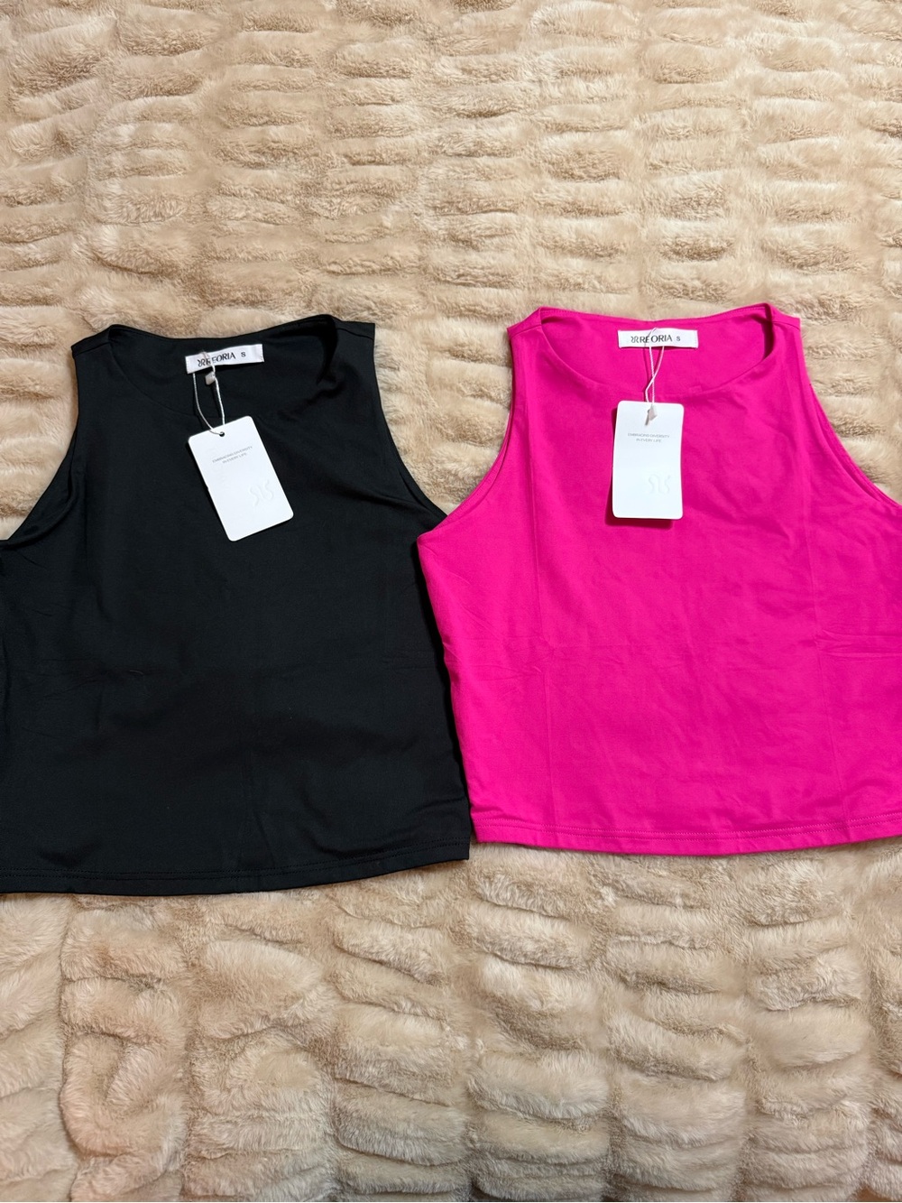 ReoRia Sleeveless Crop Tank Tops - Black & Hot Pink